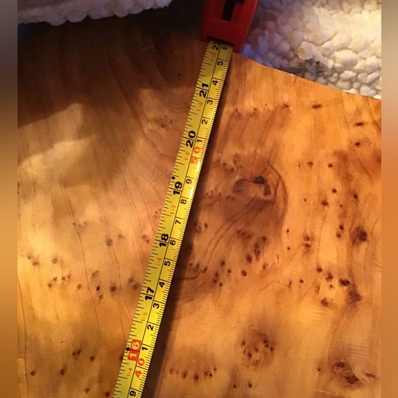 Beautiful Wood Serving Board in Excellent Condition - Picture 4 of 6